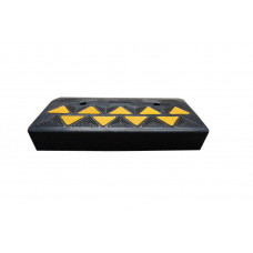 Rubber Curb Ramps Heavy Duty 20''L x 11''W x 3''H Black and Yellow